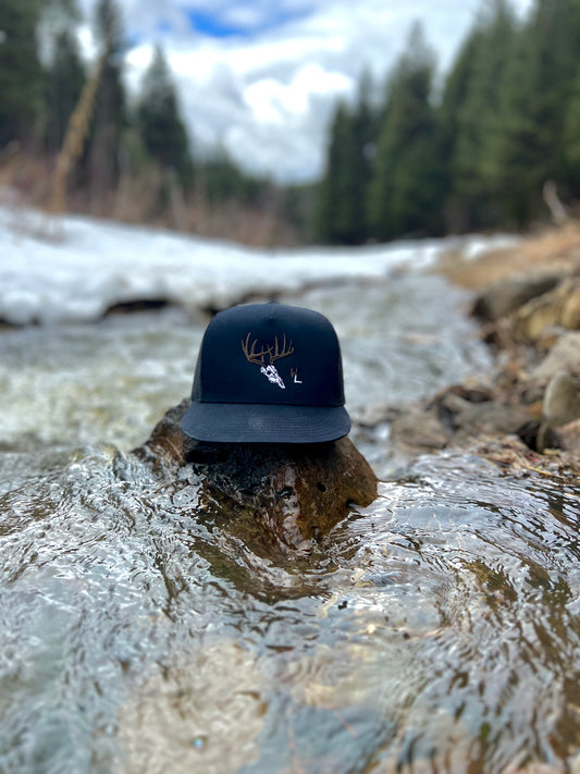 Whitetail Deadhead 5 panel Trucker